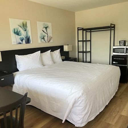 Richland Inn And Suites Bagian luar foto