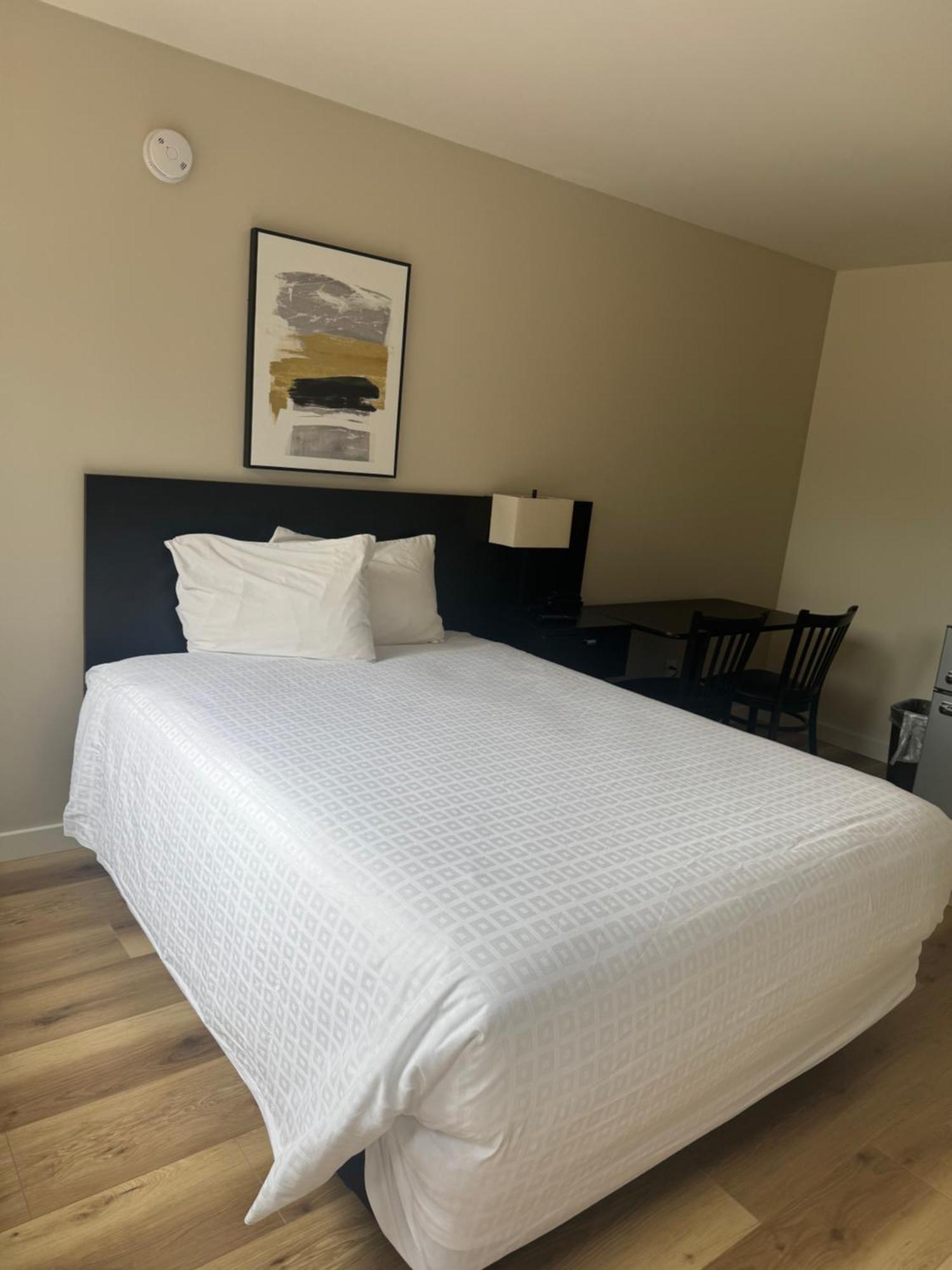 Richland Inn And Suites Bagian luar foto